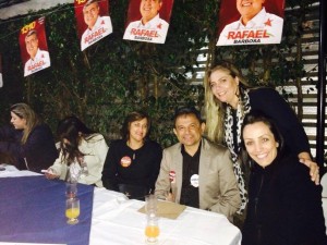 Pastor Delmo Menezes, ao lado da esposa Elza e de Patrícia Roriz, também prestigiaram o lançamento da candidatura de Cleide.