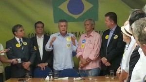 Izalci, Eduardo Jorge, Rollemberg, Raimundo Ribeiro e Pitiman: juntos pela renovação. 