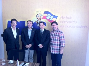 Cláudio Maciel, primeiro vice-presidente, Eduardo Machado, presidente nacional do PHS, jornalista Donny Silva e Lucas Kontoyanis, presidente do PHS/DF.